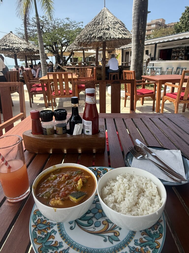 タンザニア ダルエスサラームのおすすめカフェ　The Waterfront