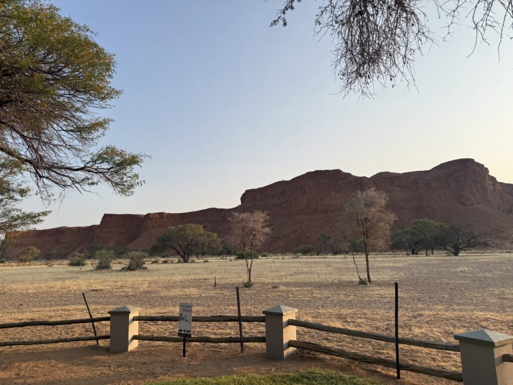 ナミビア　Namib Desert Lodge