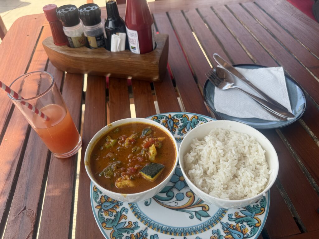 ダルエスサラームおすすめツアー観光 レストラン