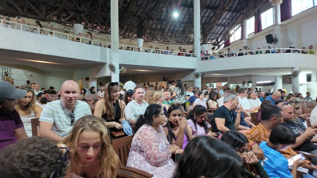 スリランカ　キャンディアンダンス