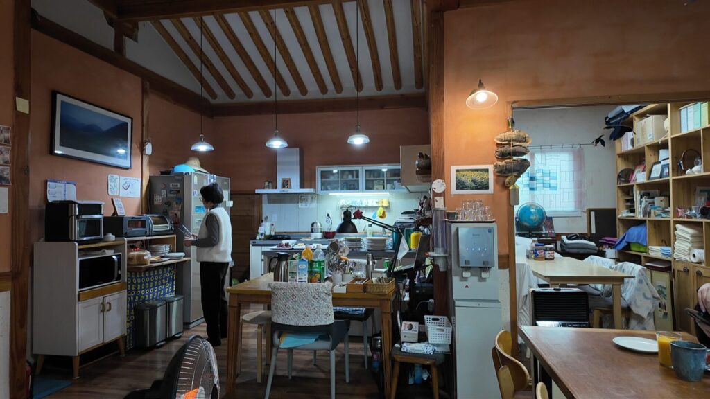 慶州おすすめホテル　韓屋　共同リビング