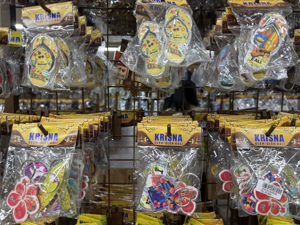 バリ島のお土産ならクリスナ・オレオレ