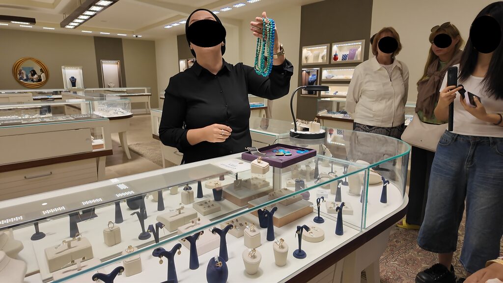 グリーンツアー　宝石店